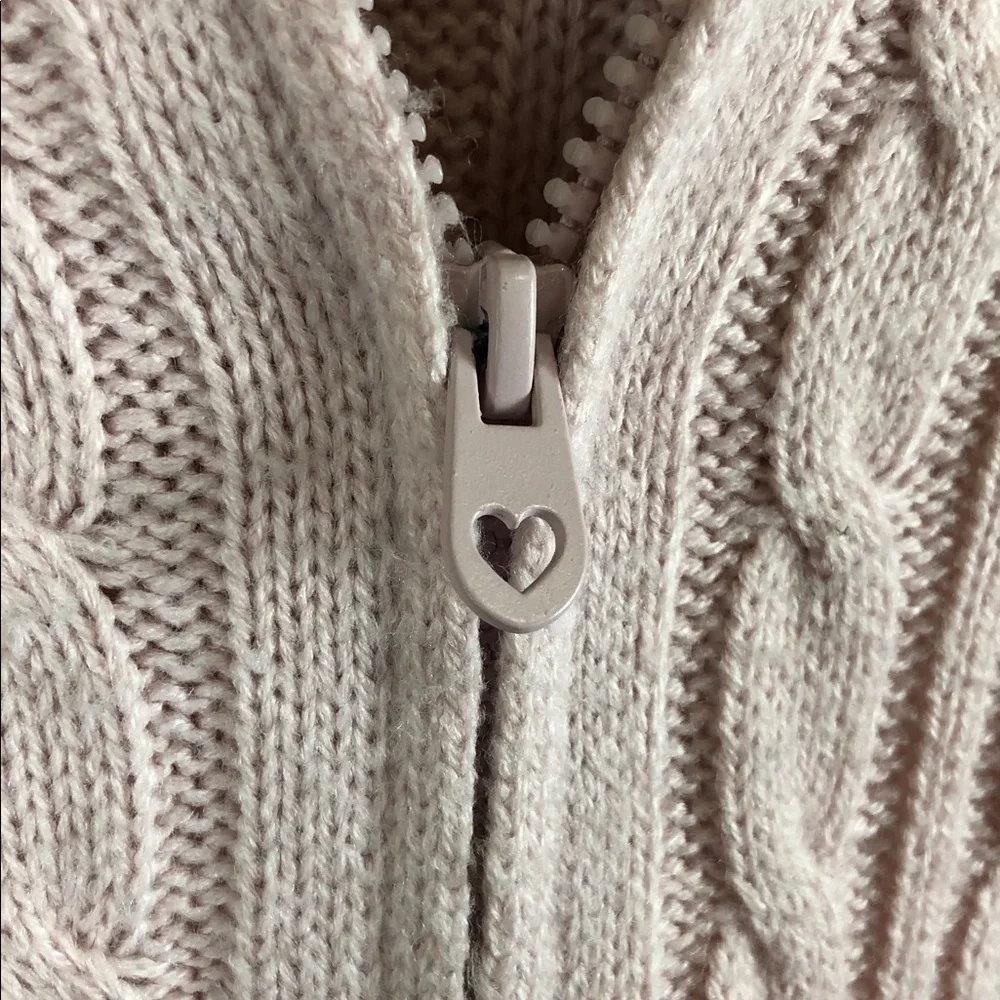 SO charming cable